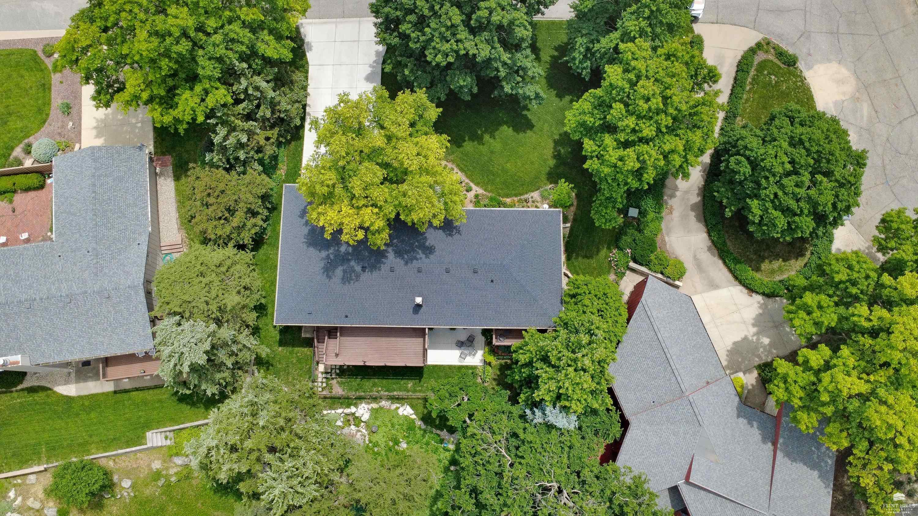 main property photo 83