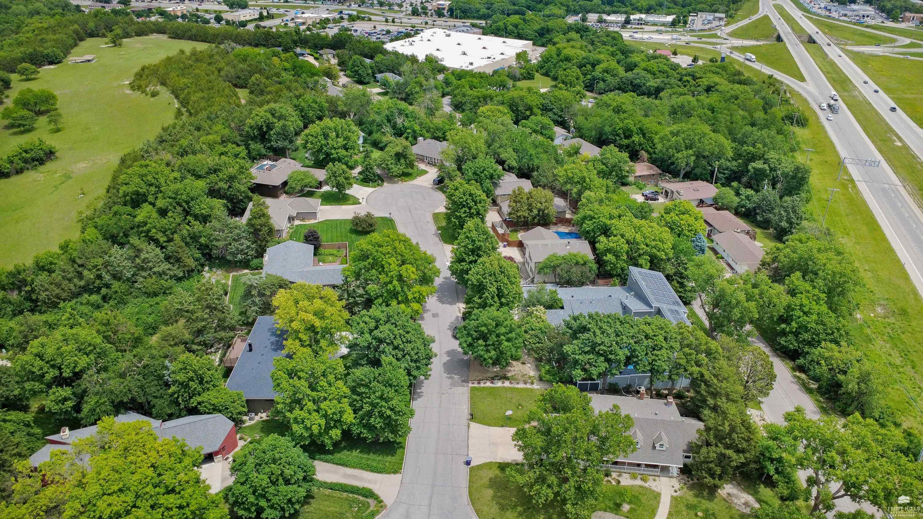 main property photo 89
