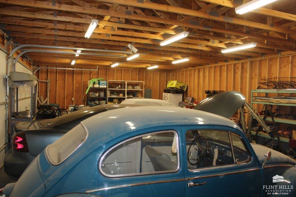 main property photo 16