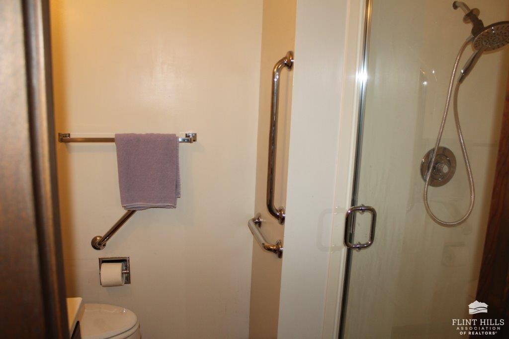 main property photo 36