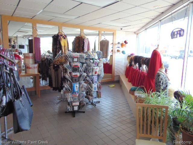 main property photo 11