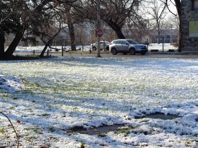 main property photo 8