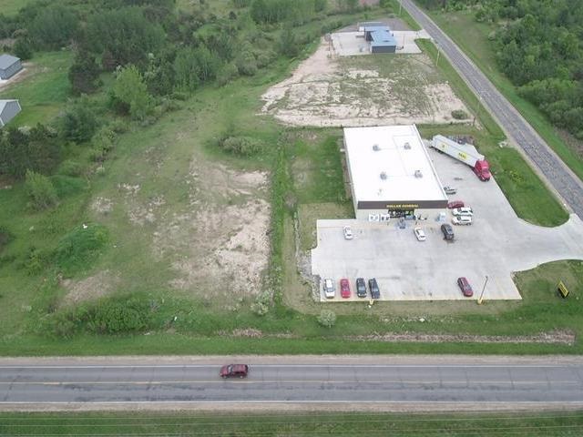 main property photo 10
