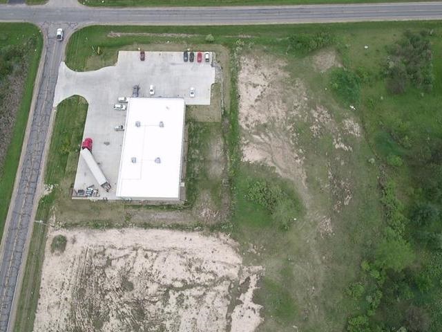 main property photo 16