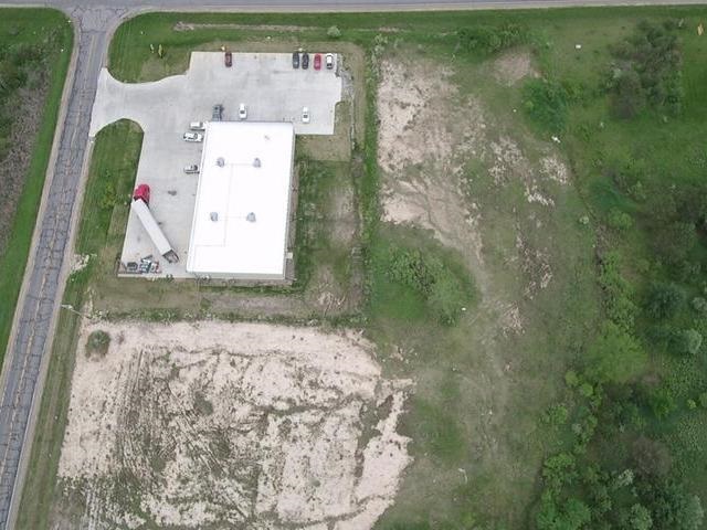 main property photo 17