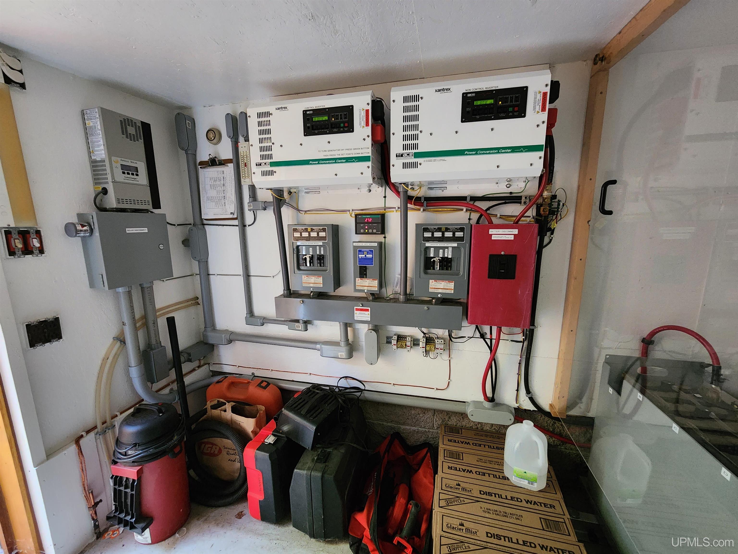 main property photo 16