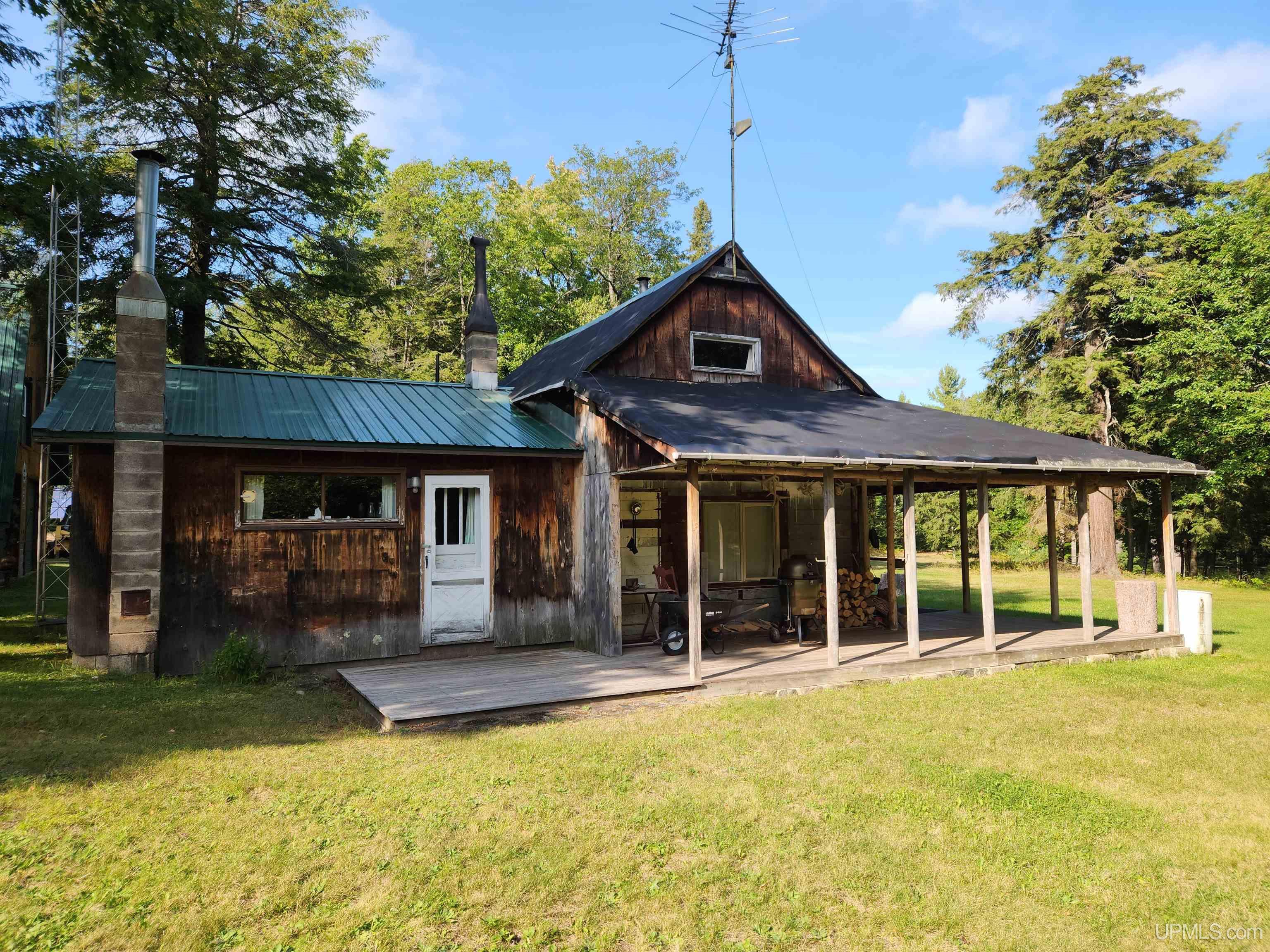 main property photo 3