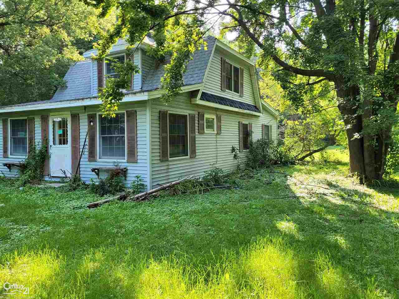 main property photo 3