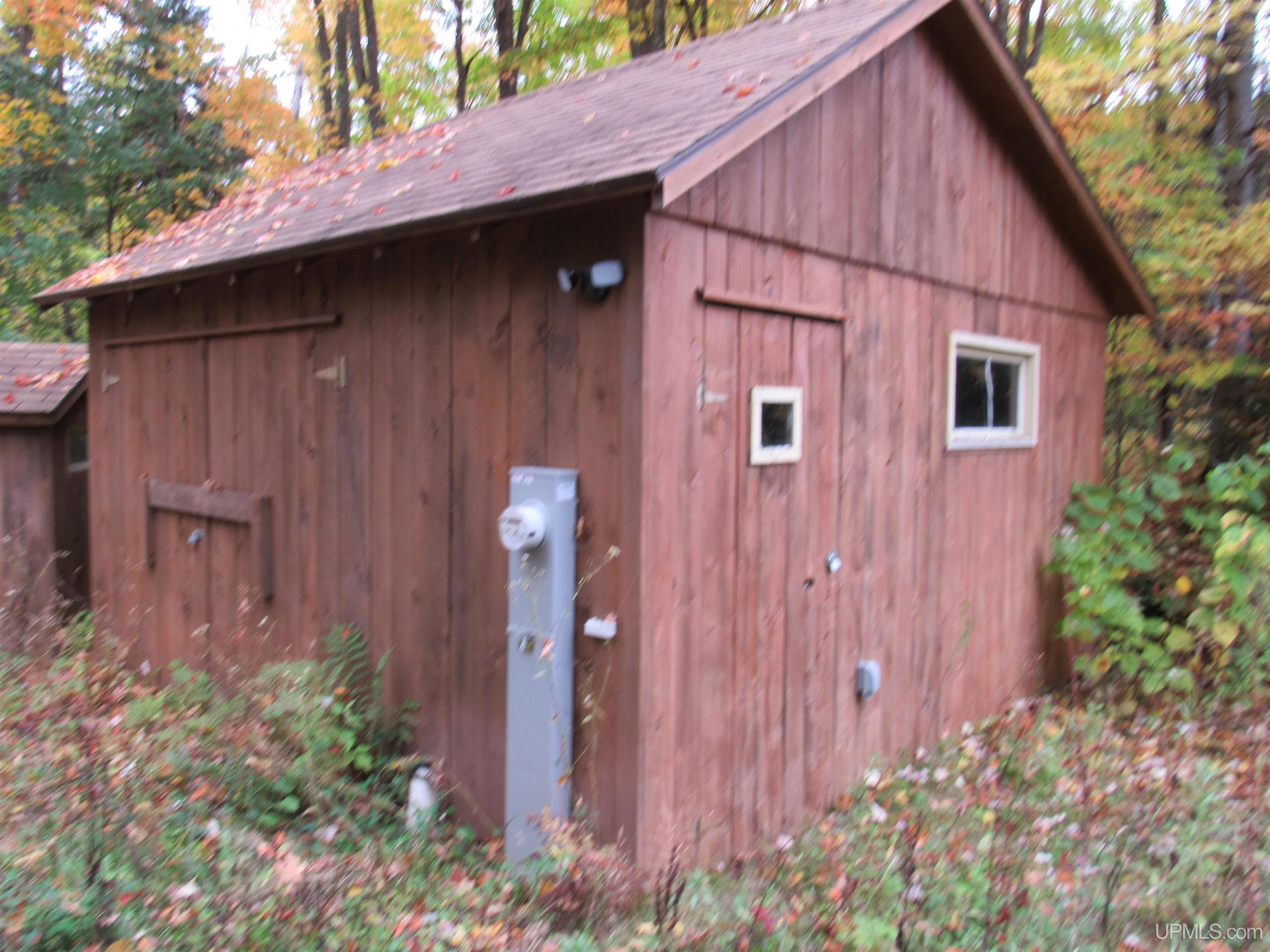 main property photo 35