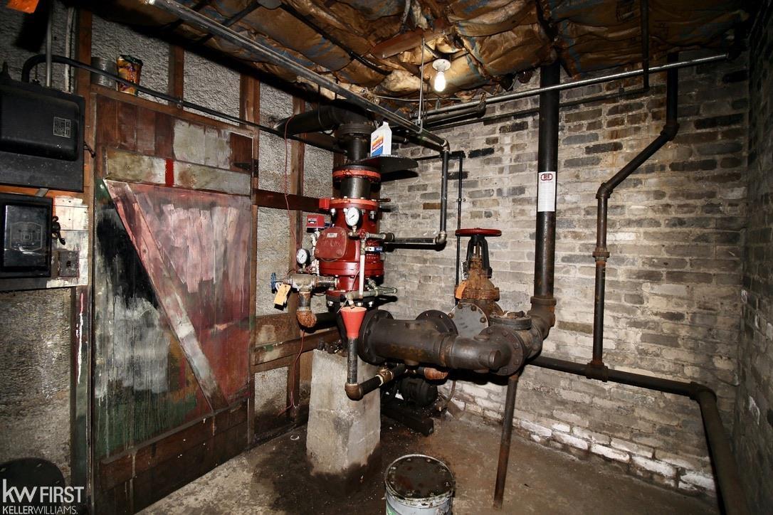 main property photo 50