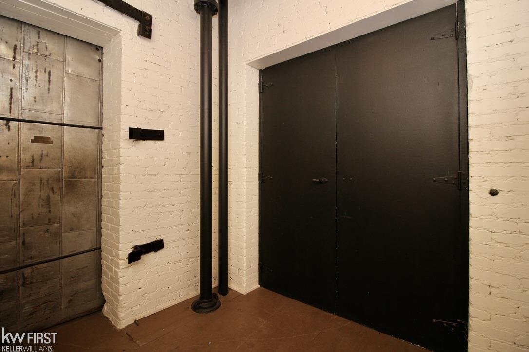 main property photo 56