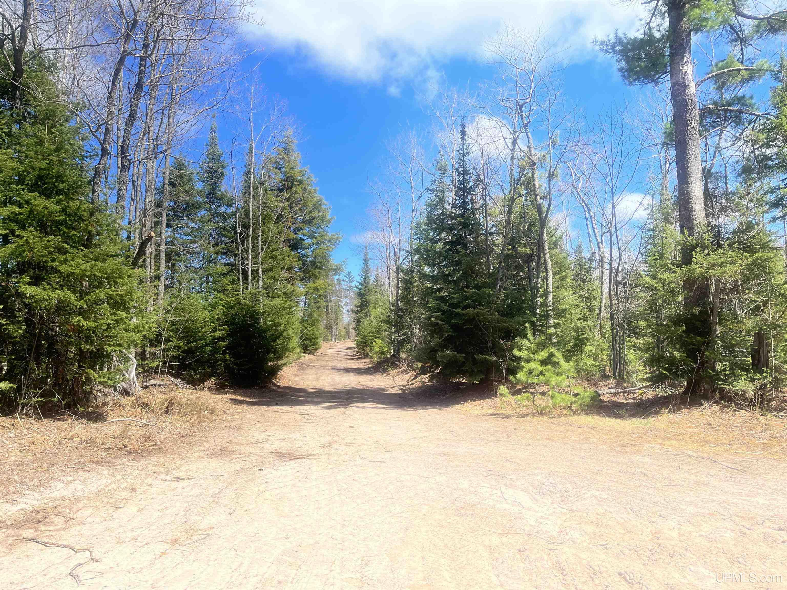 main property photo 0