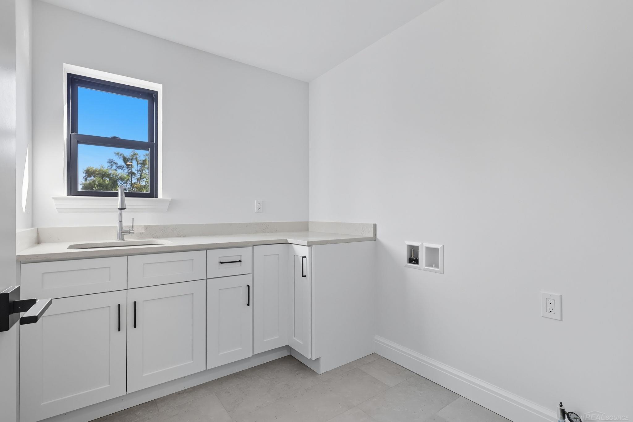 property viewer photo 38