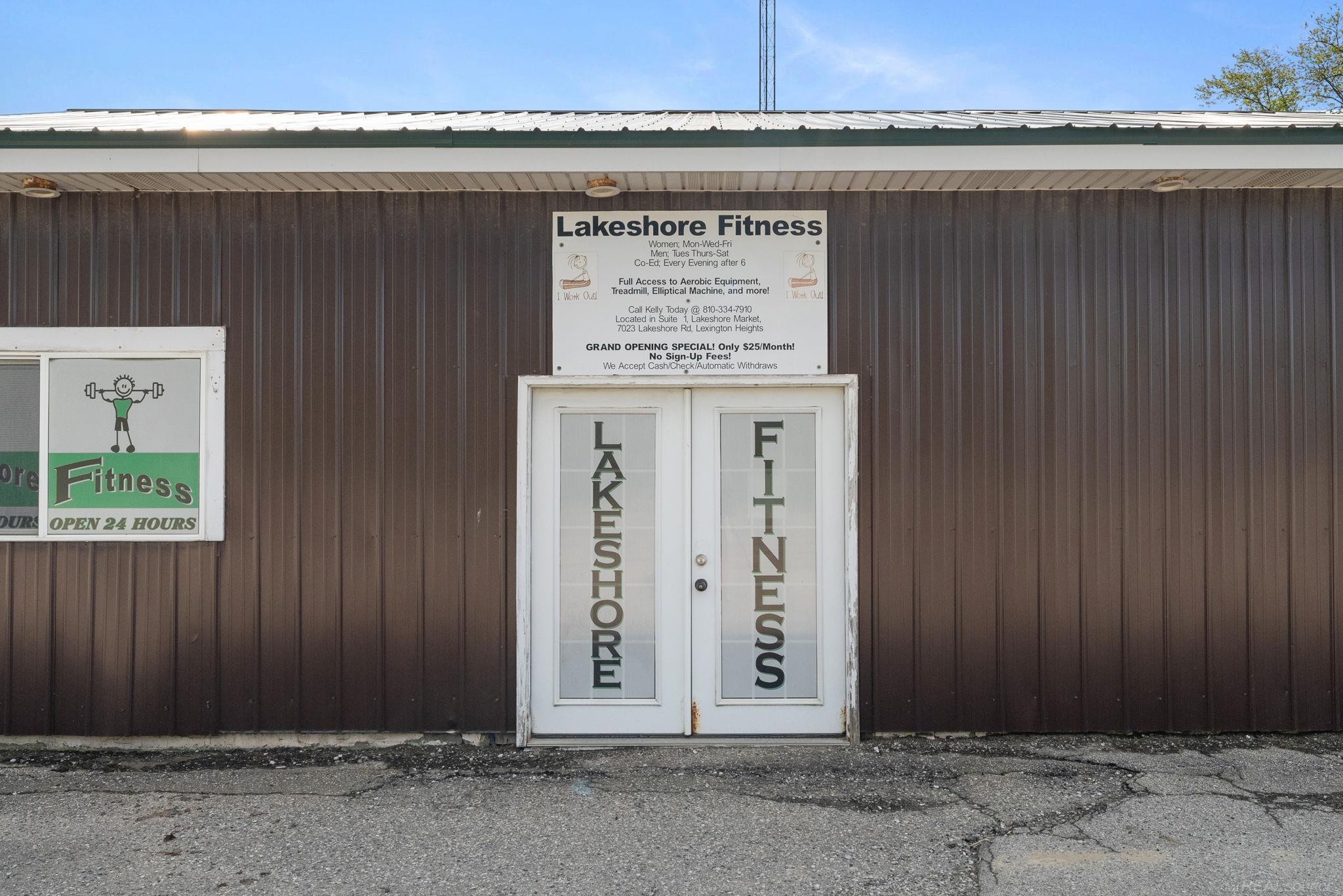 main property photo 40