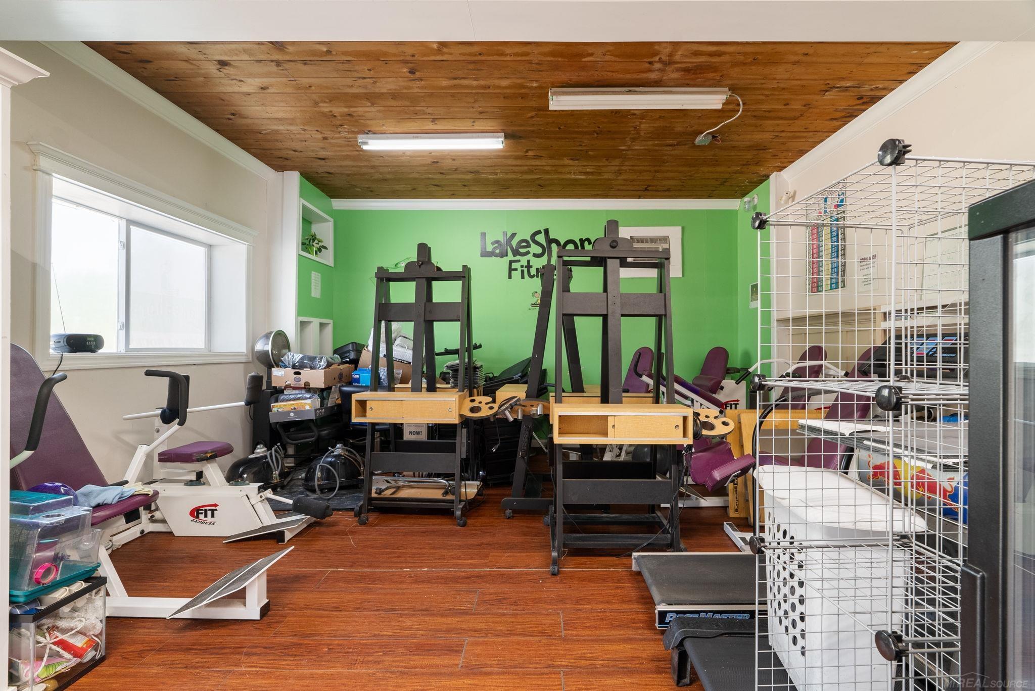 main property photo 42