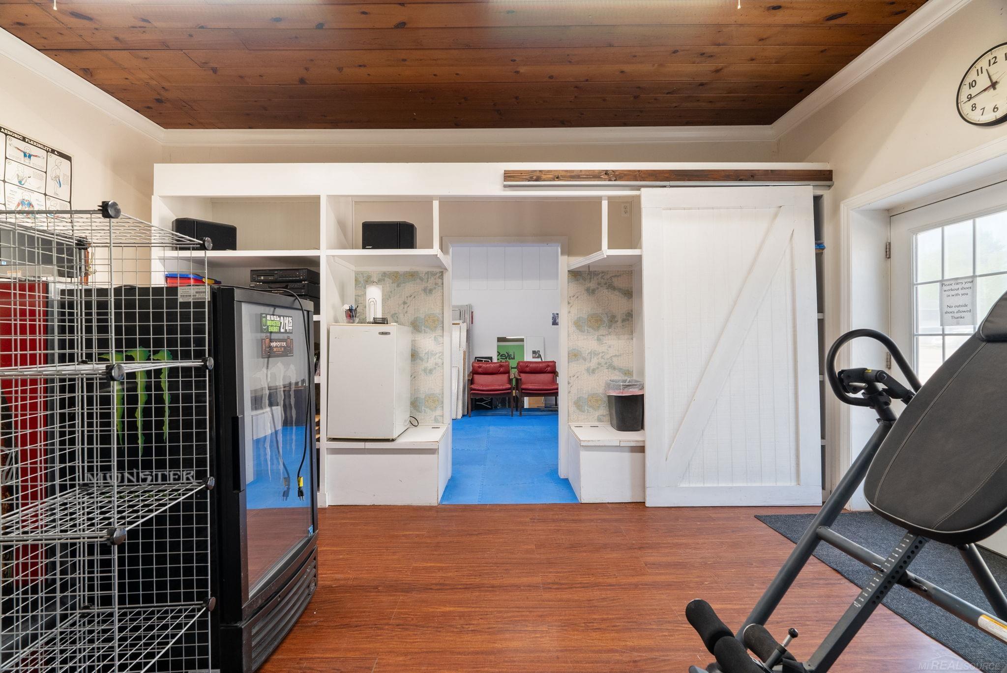 main property photo 43