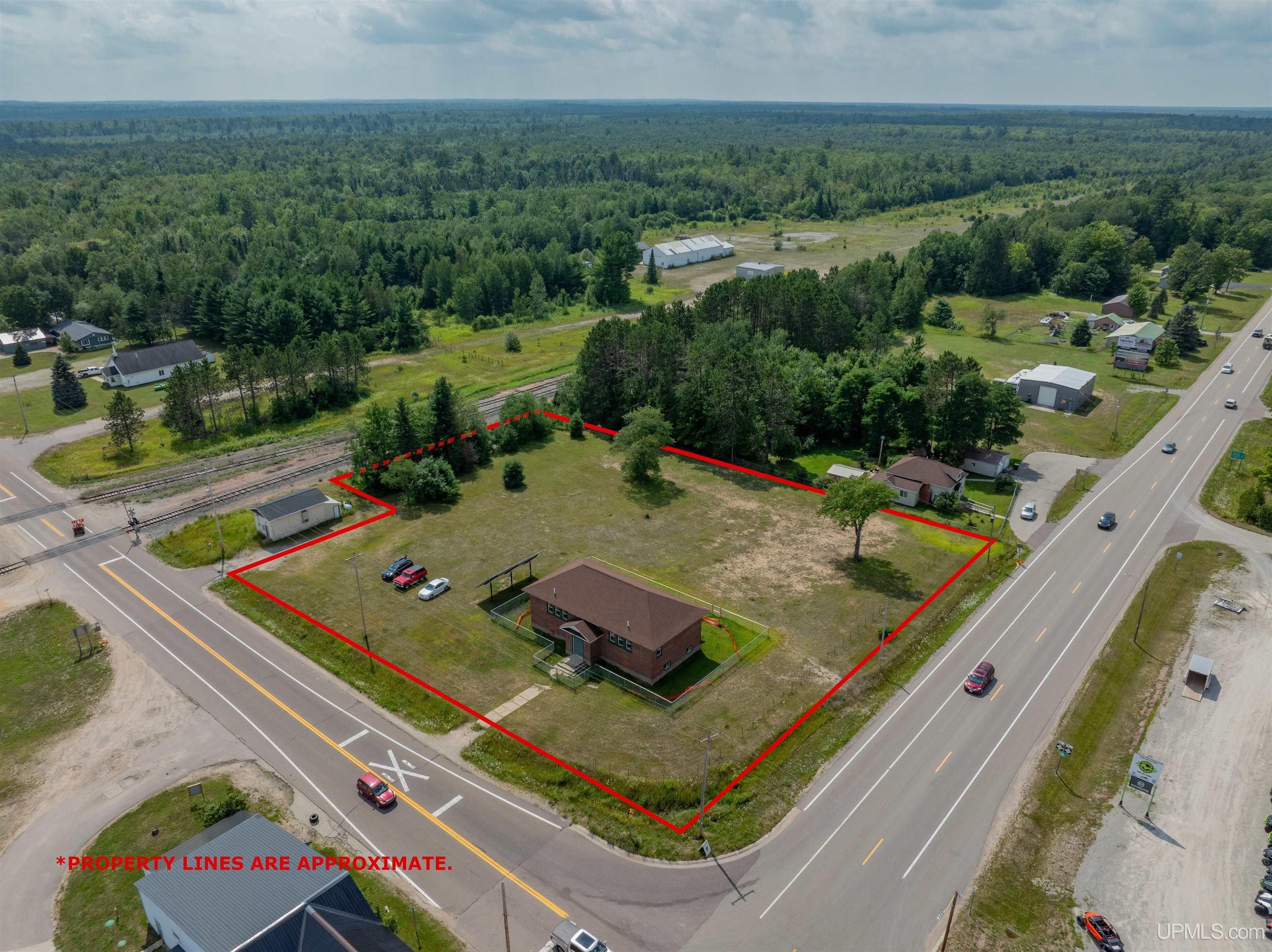 main property photo 2