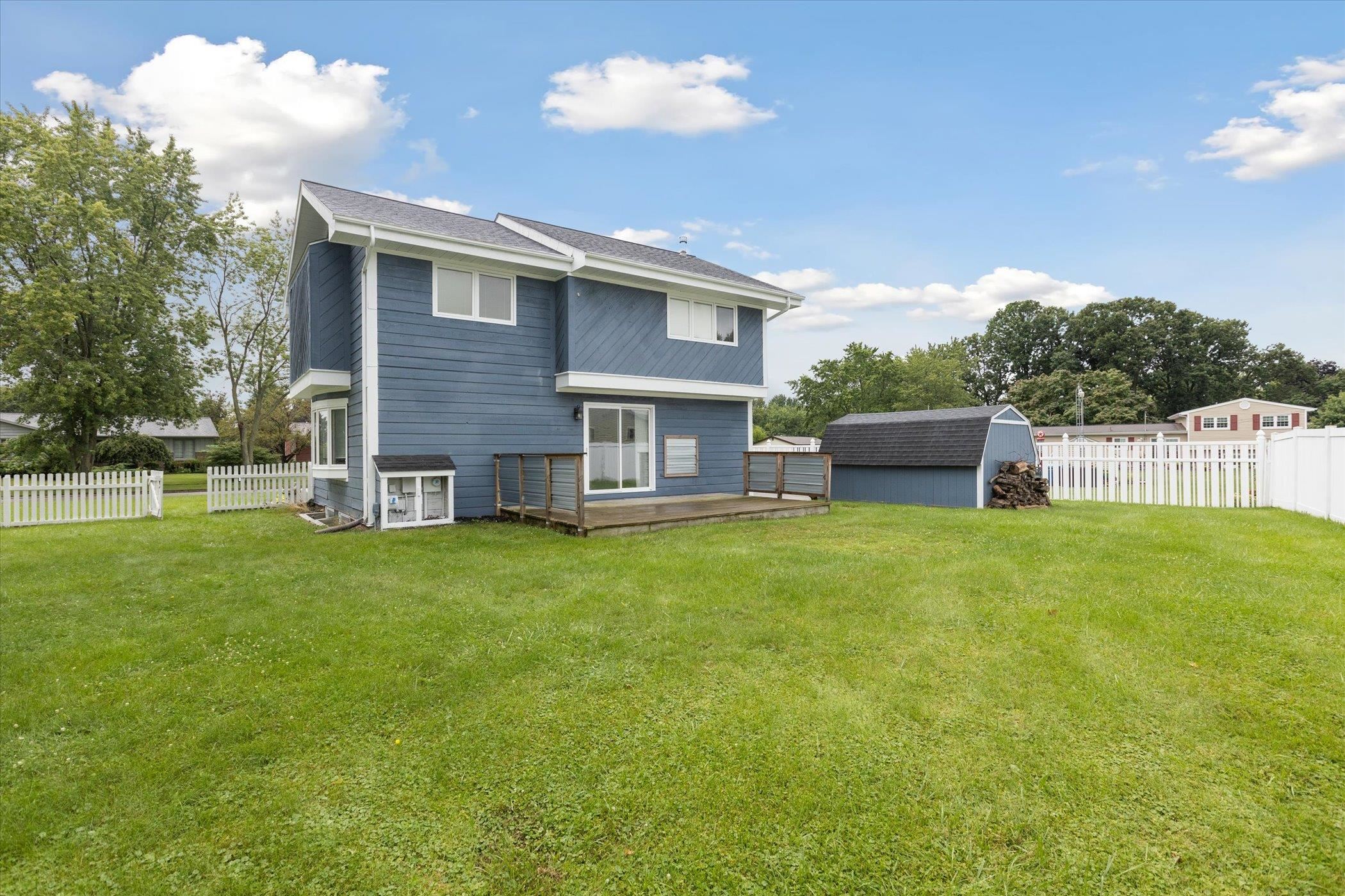 main property photo 5