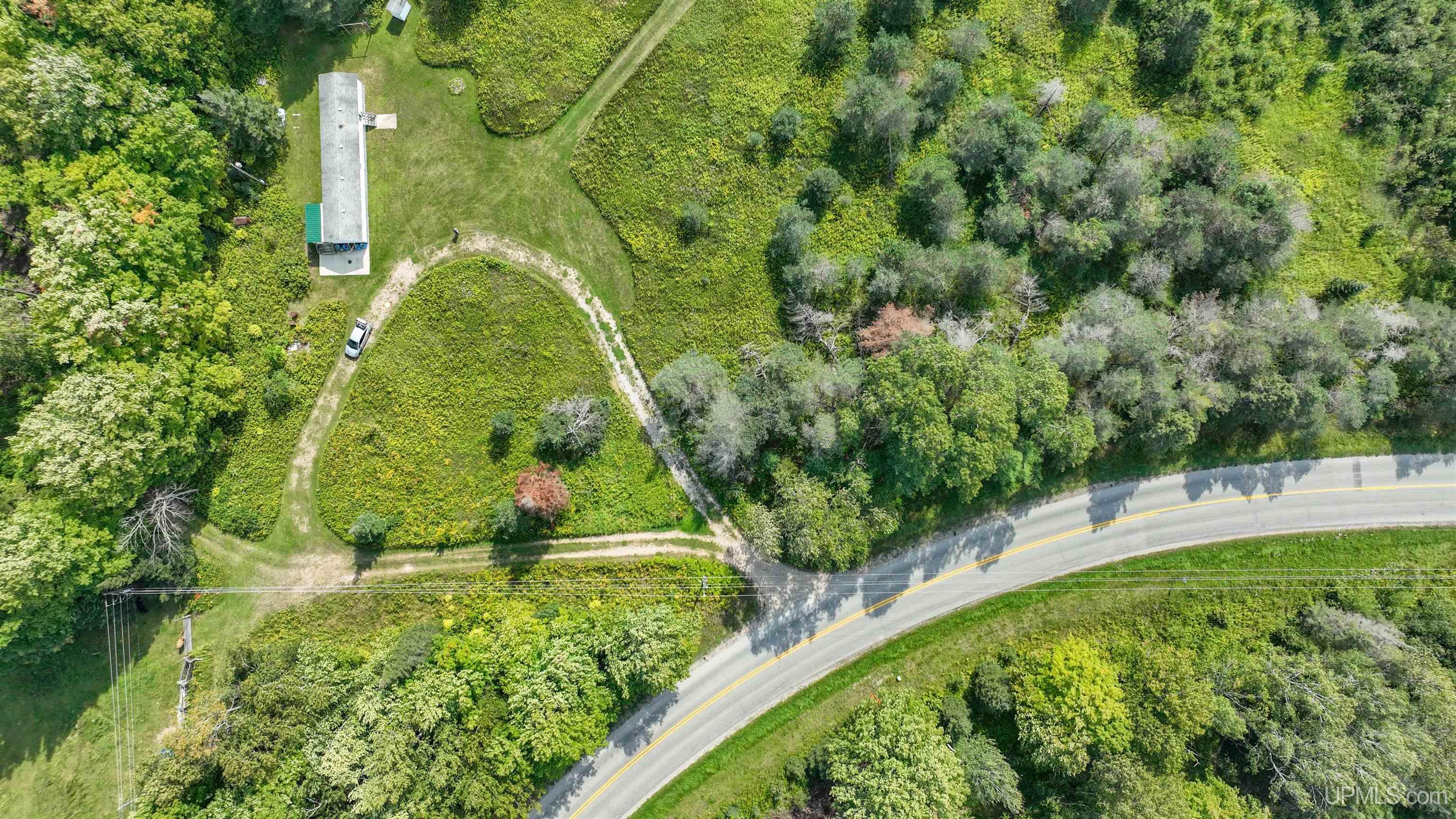 main property photo 15