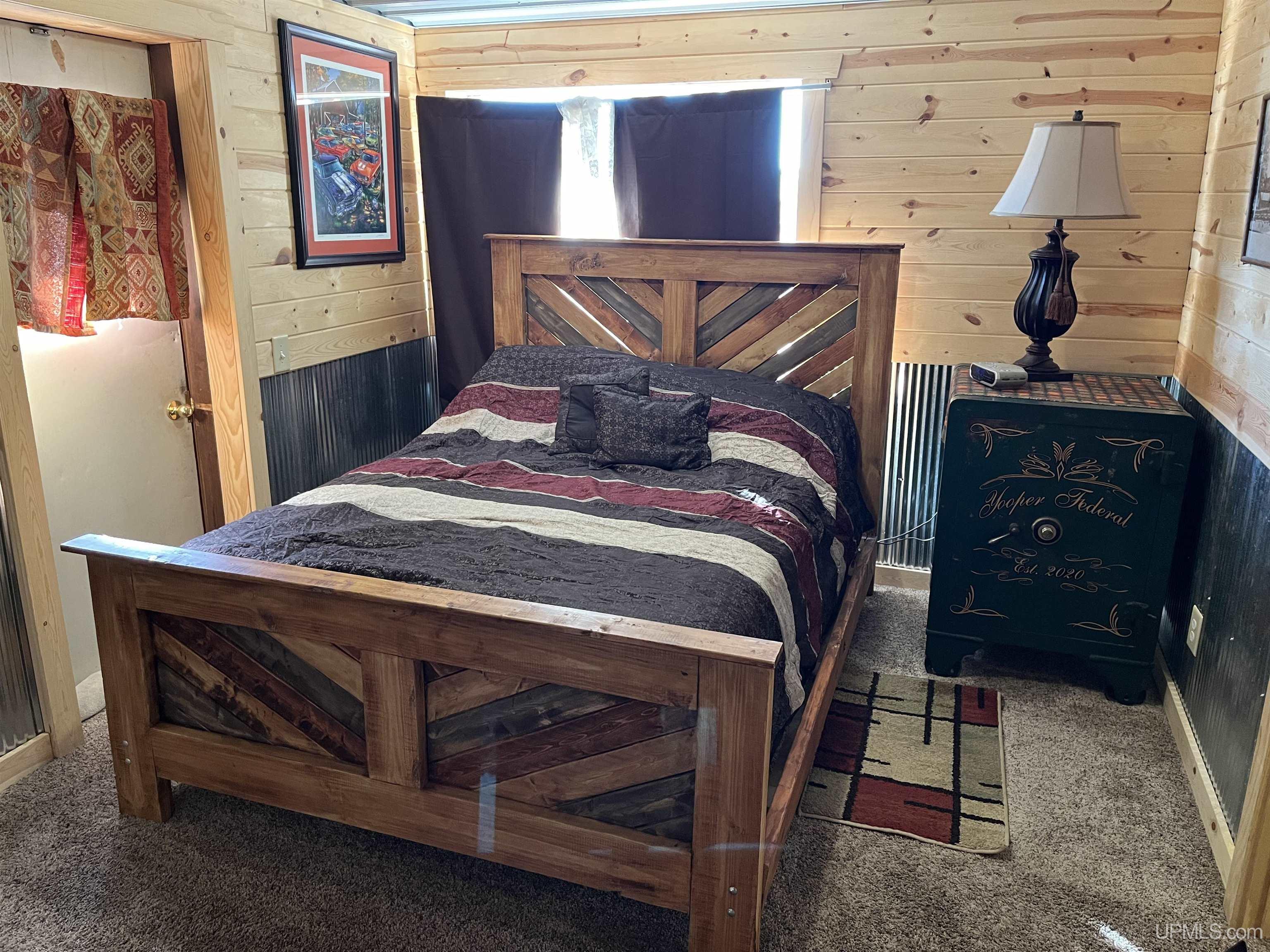 main property photo 7