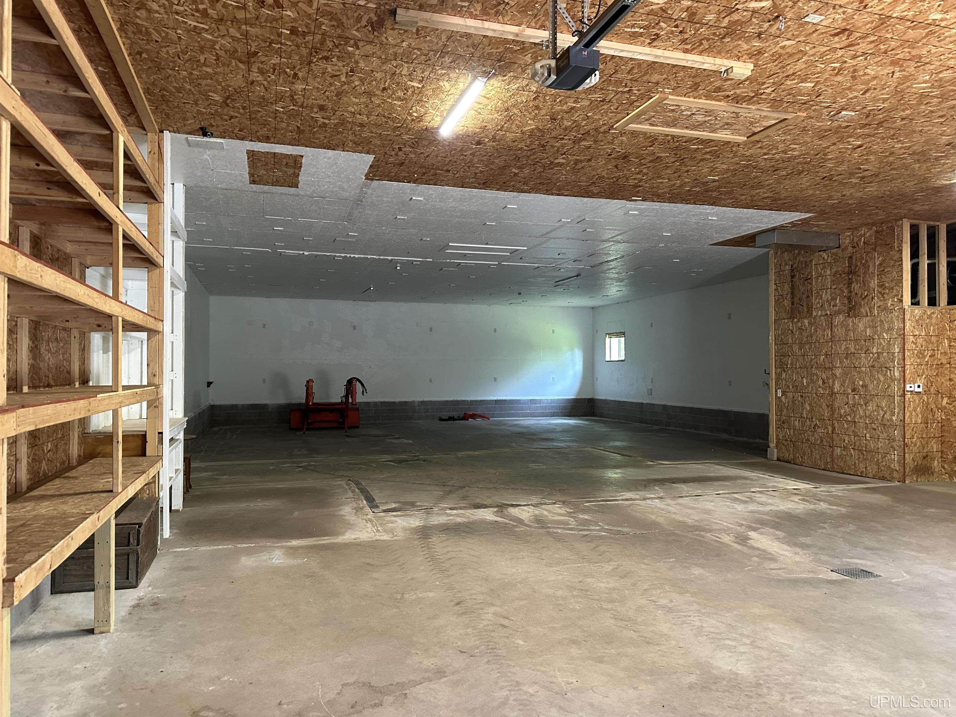 main property photo 76