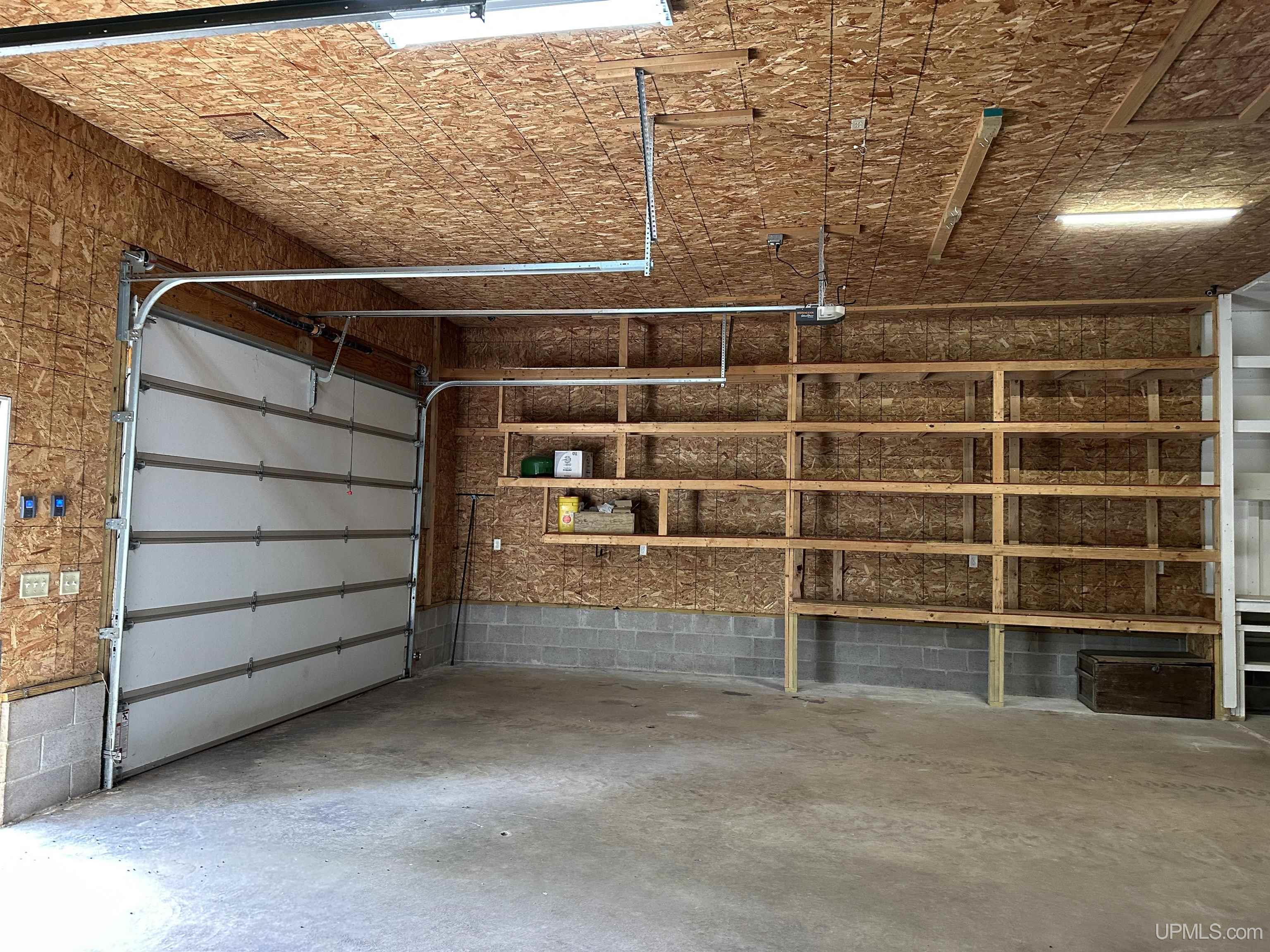 main property photo 77