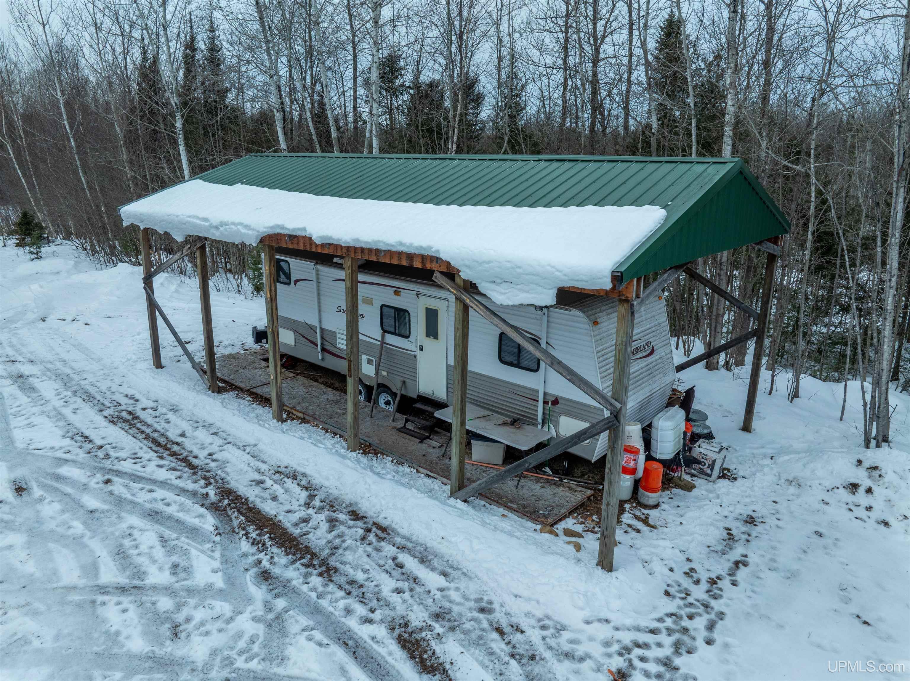 main property photo 15