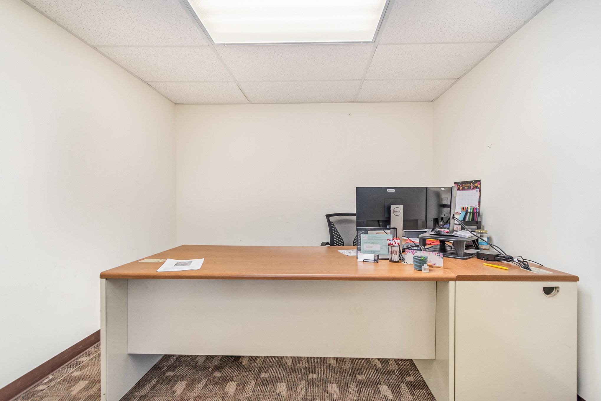 main property photo 9