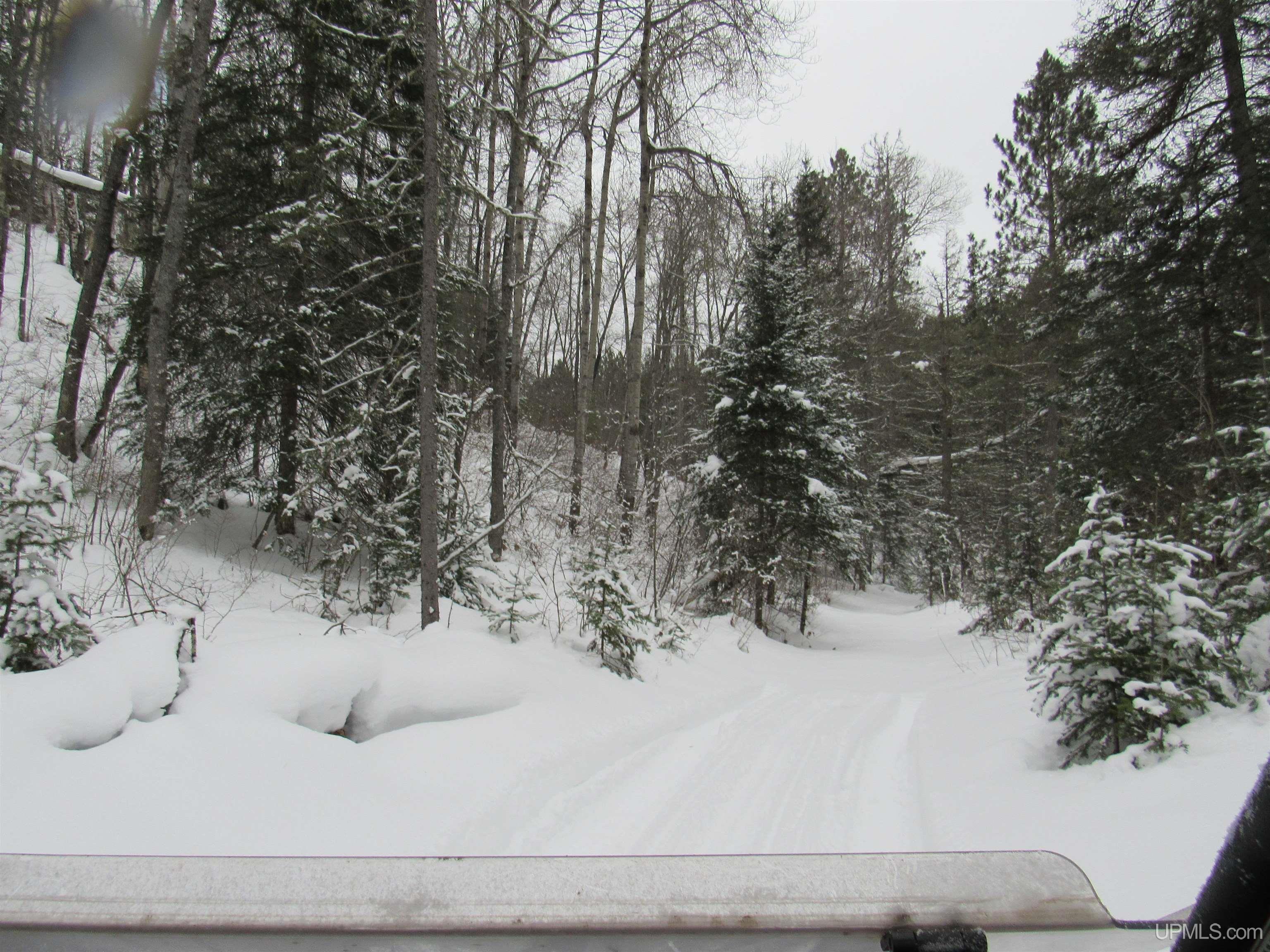 main property photo 27