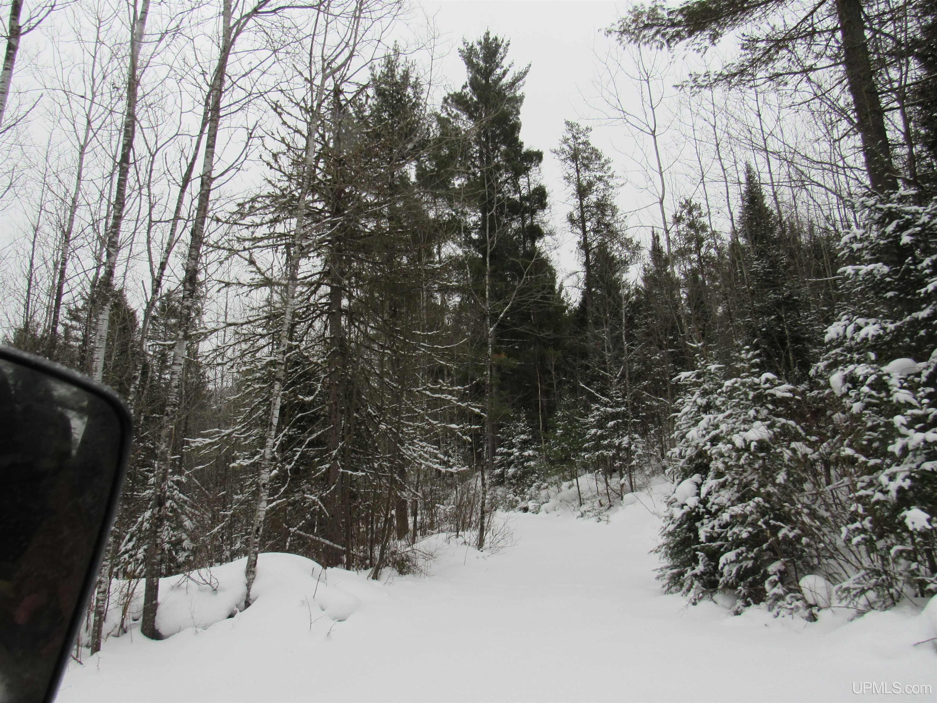 main property photo 36