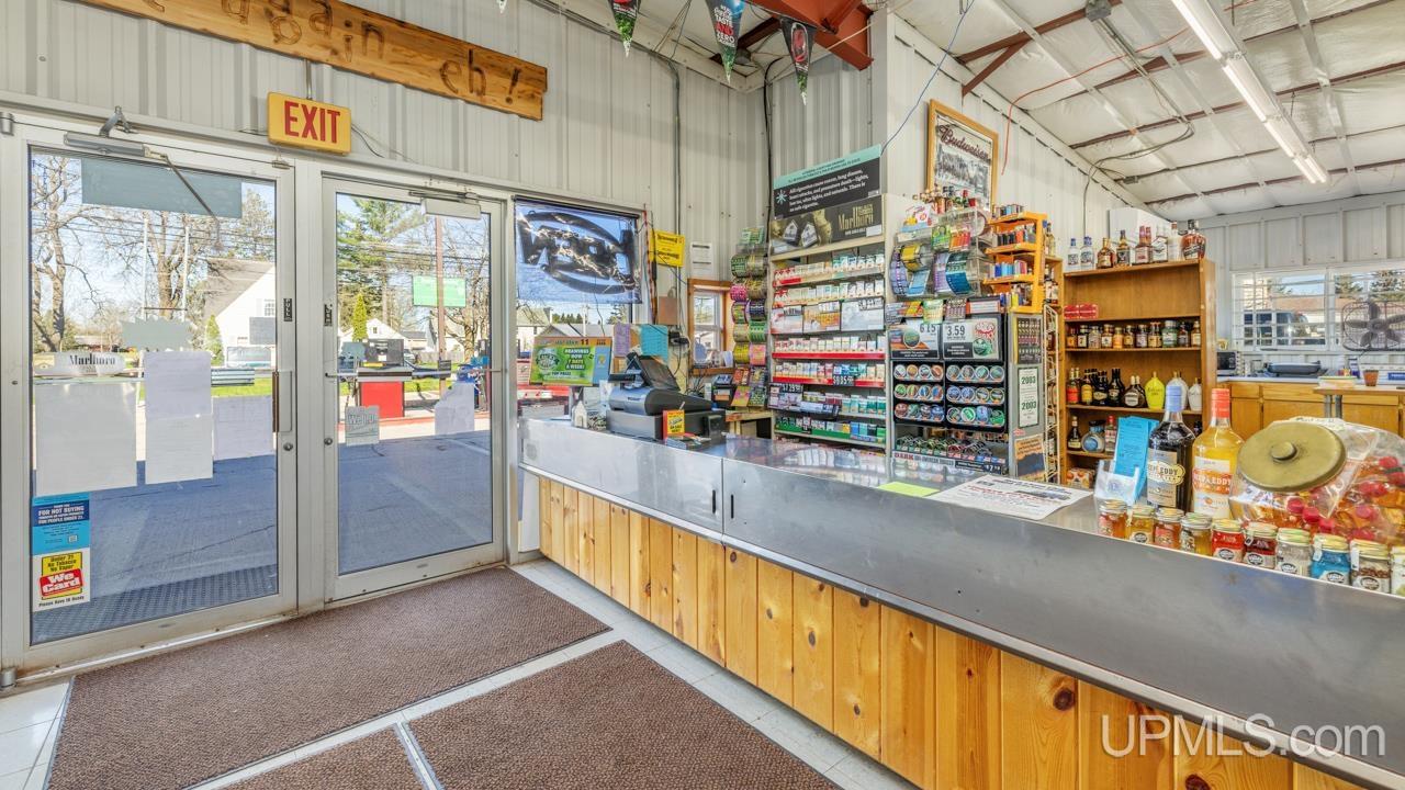 main property photo 12