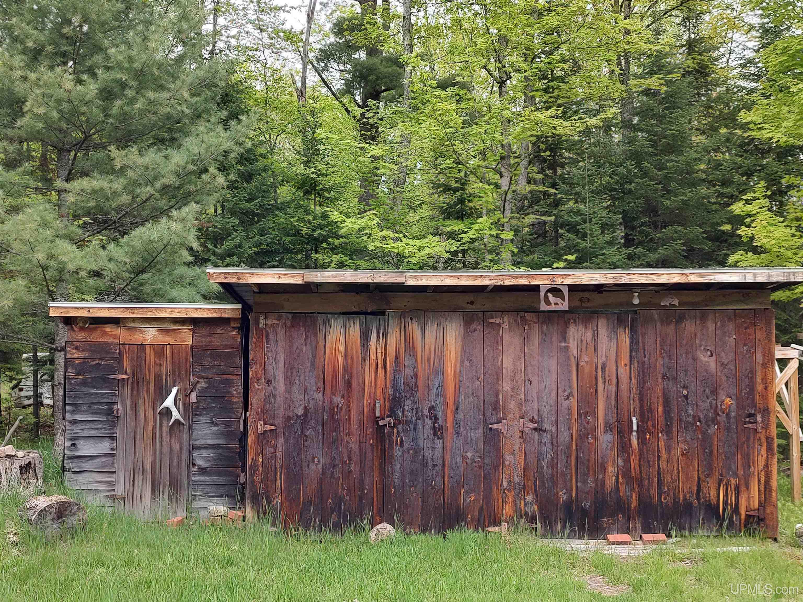 main property photo 12