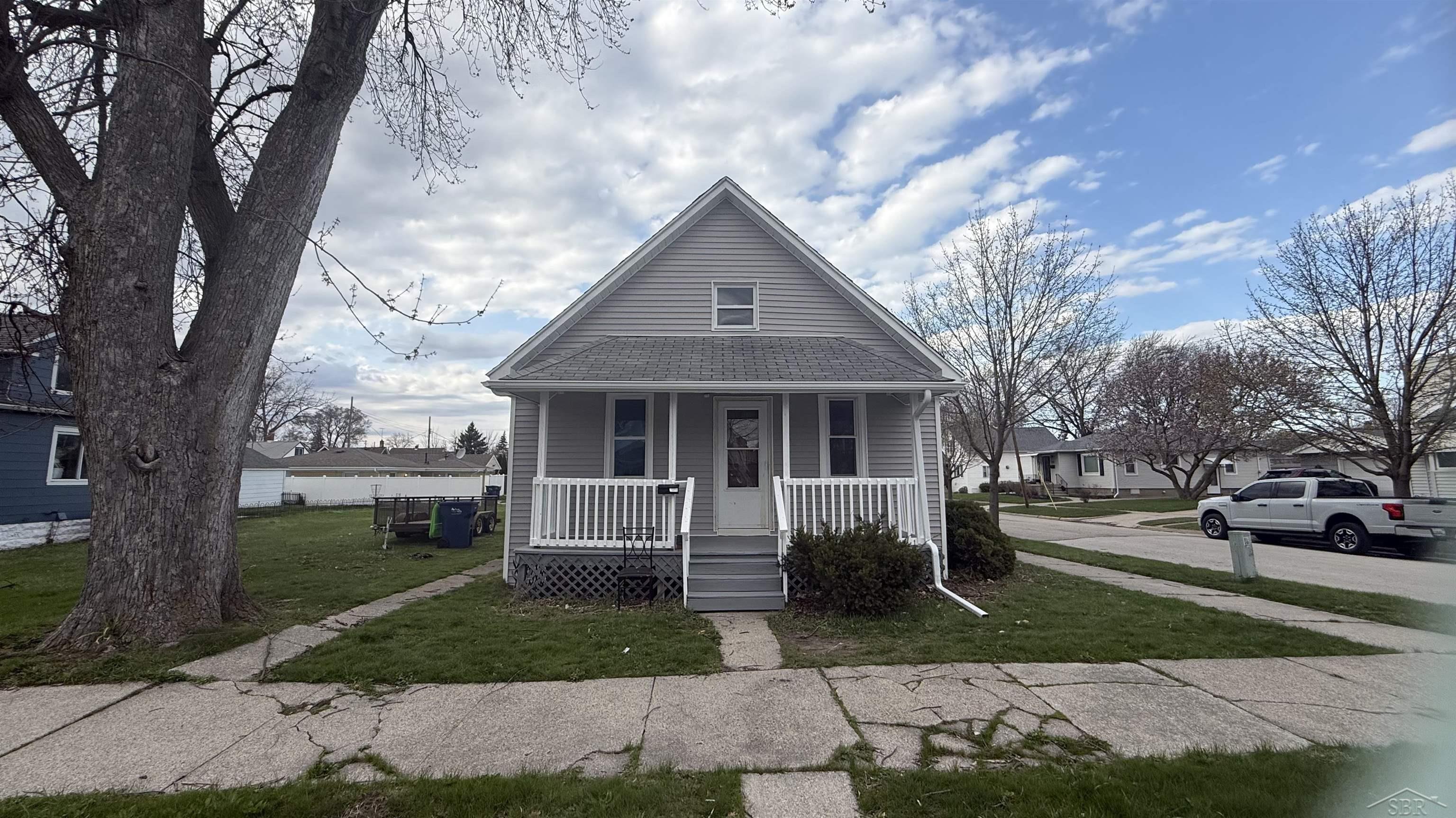 main property photo 15