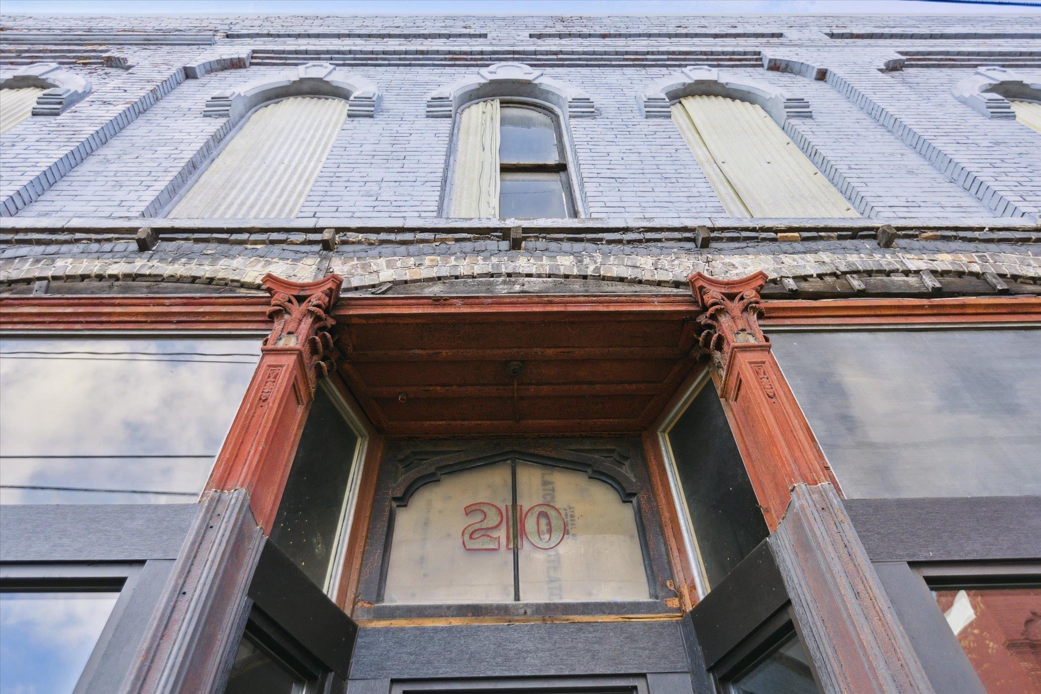 main property photo 45