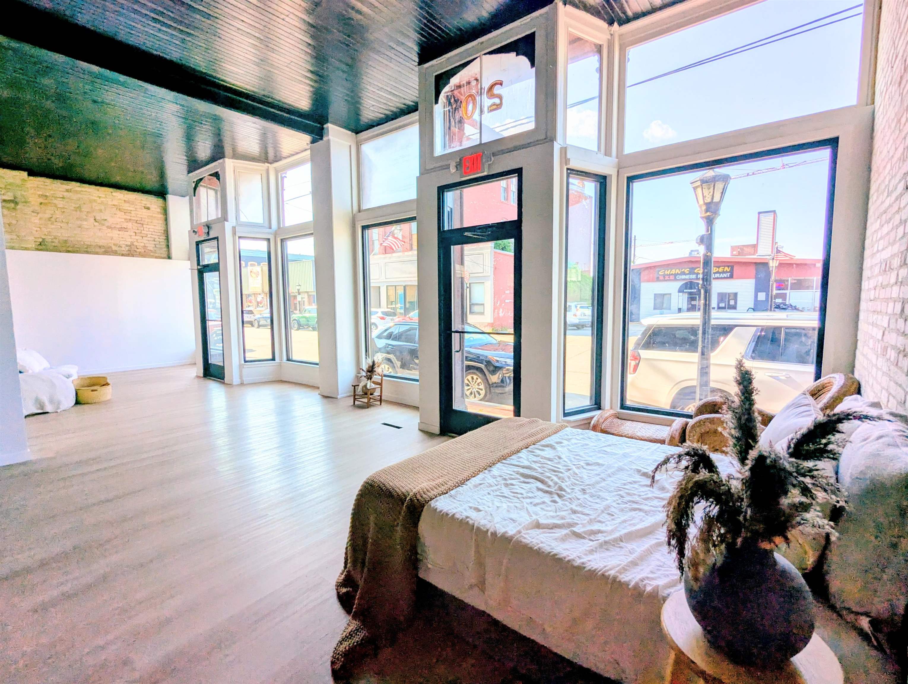 main property photo 65
