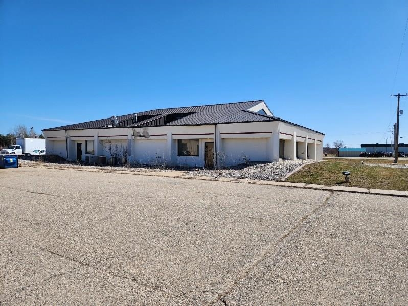main property photo 6