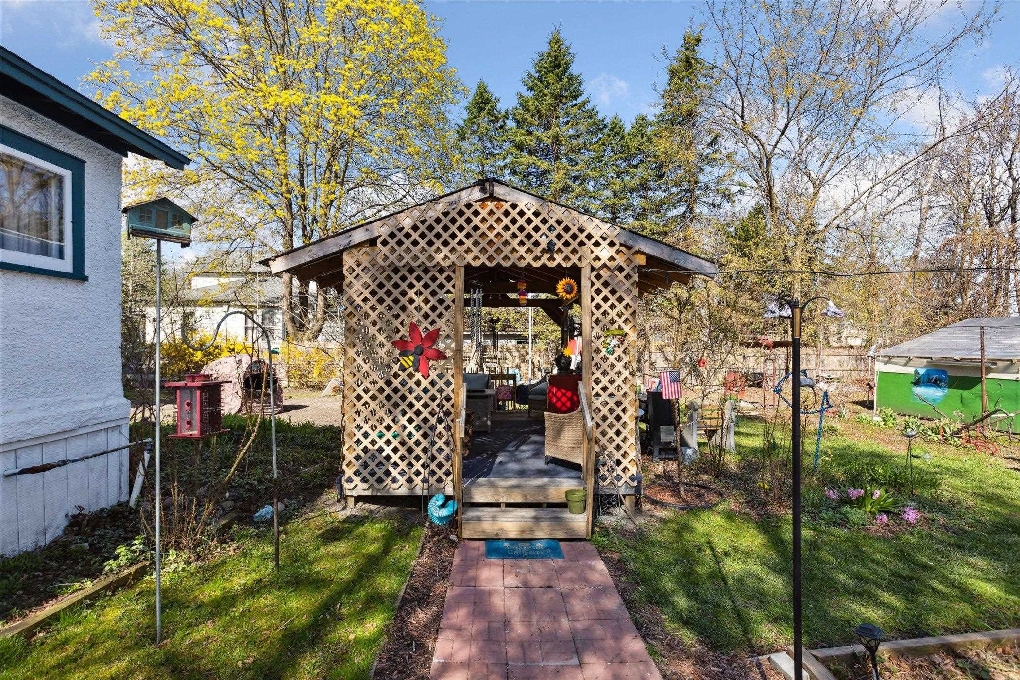 property viewer photo 32