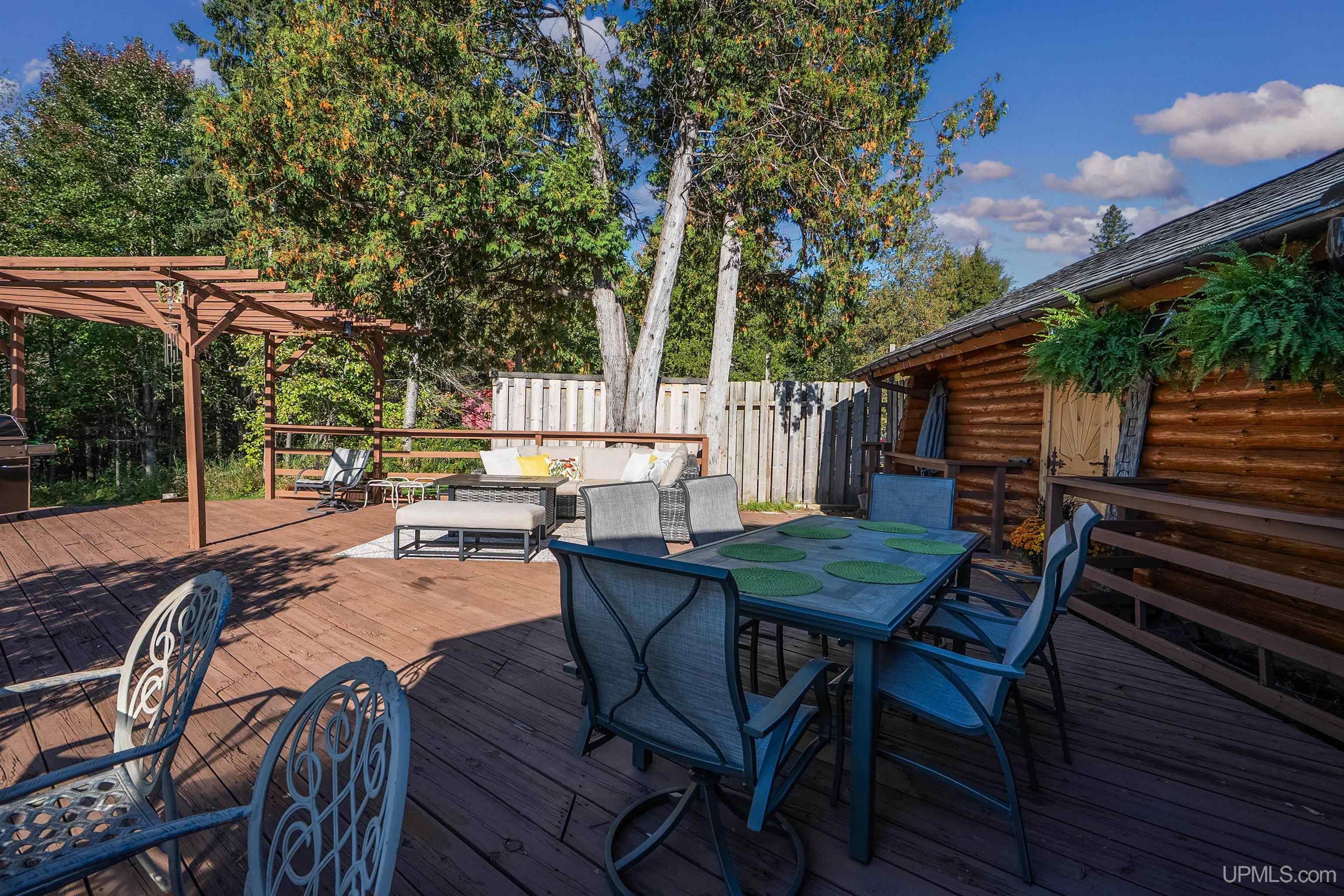 main property photo 12