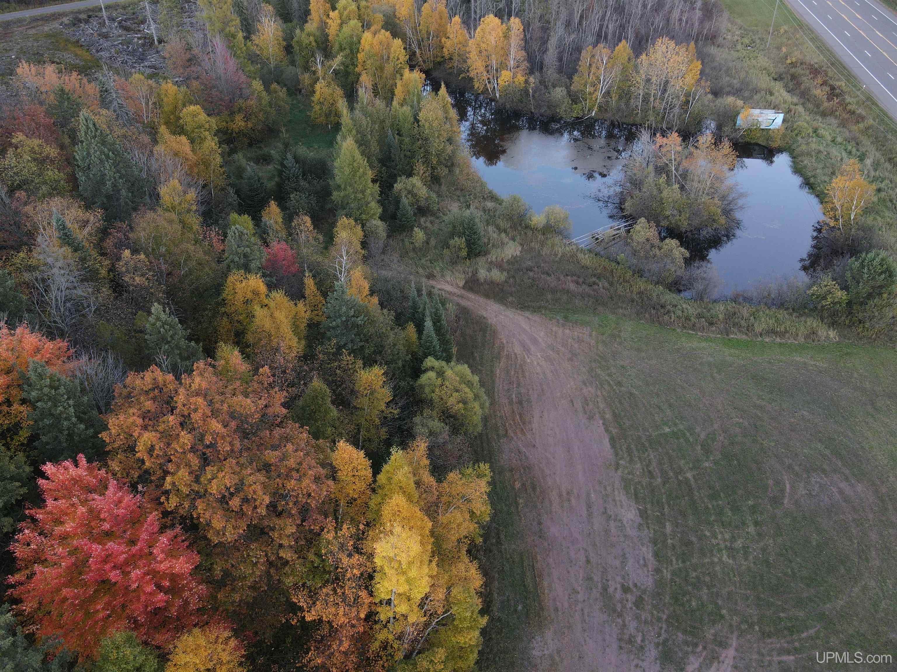 main property photo 14