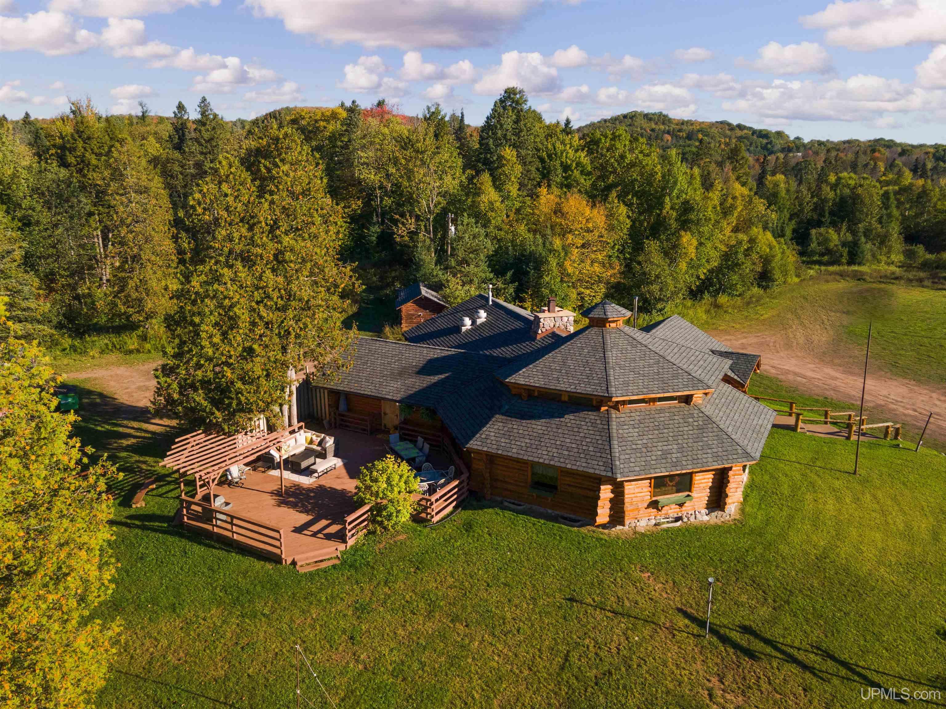 main property photo 6