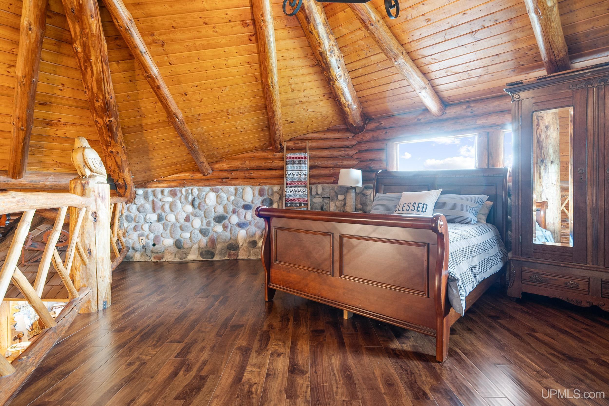 main property photo 73