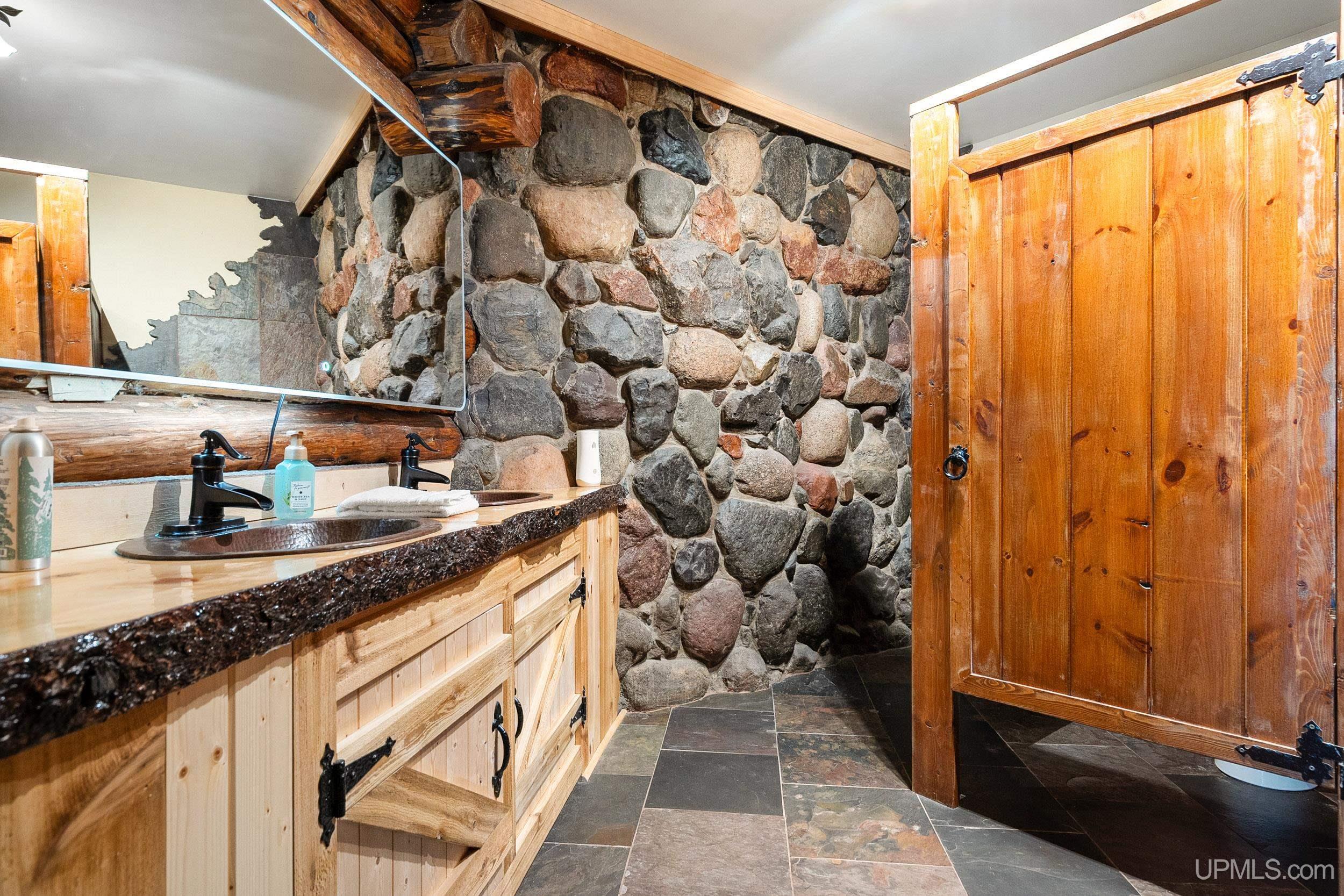 main property photo 81