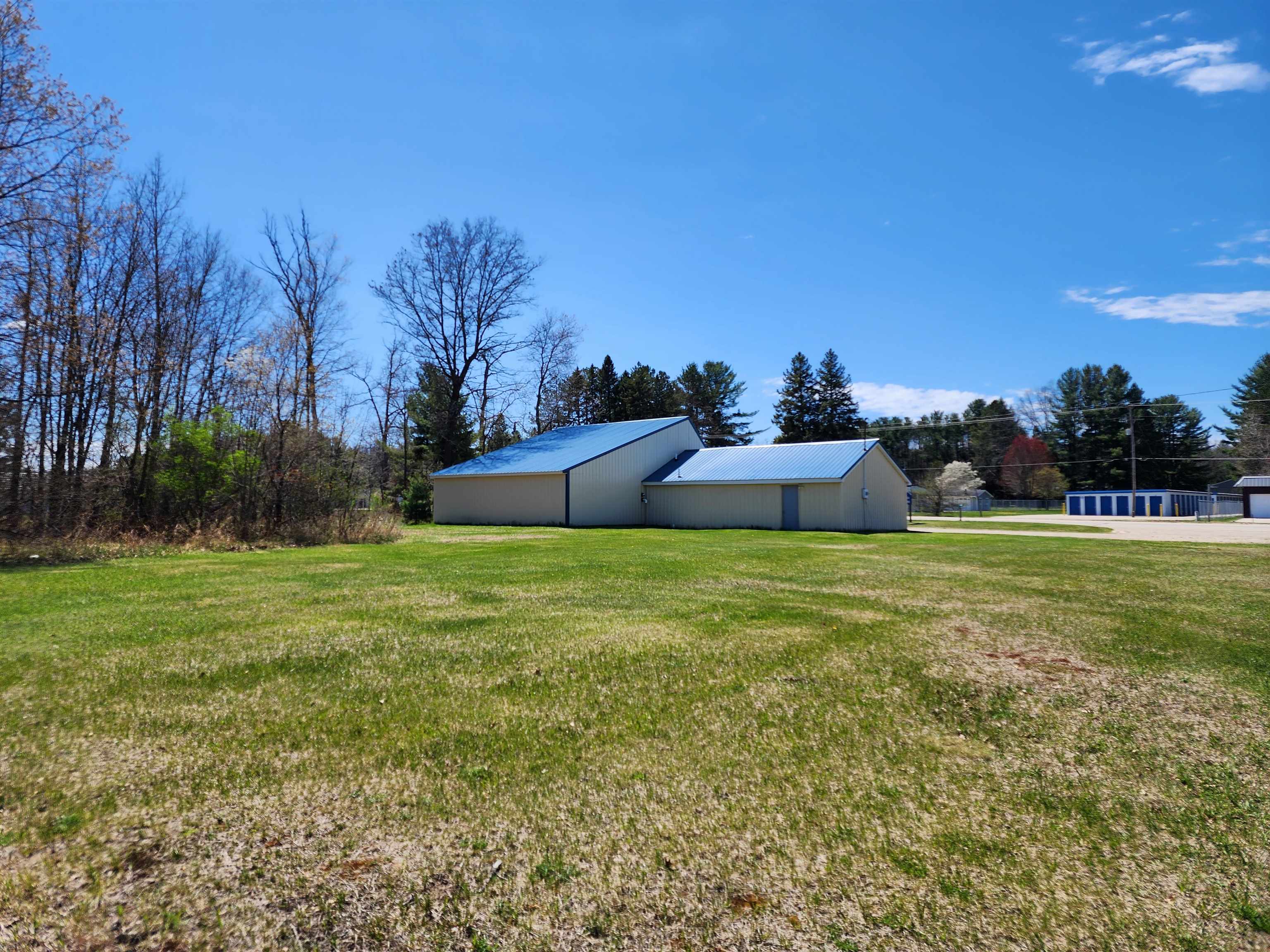 main property photo 14