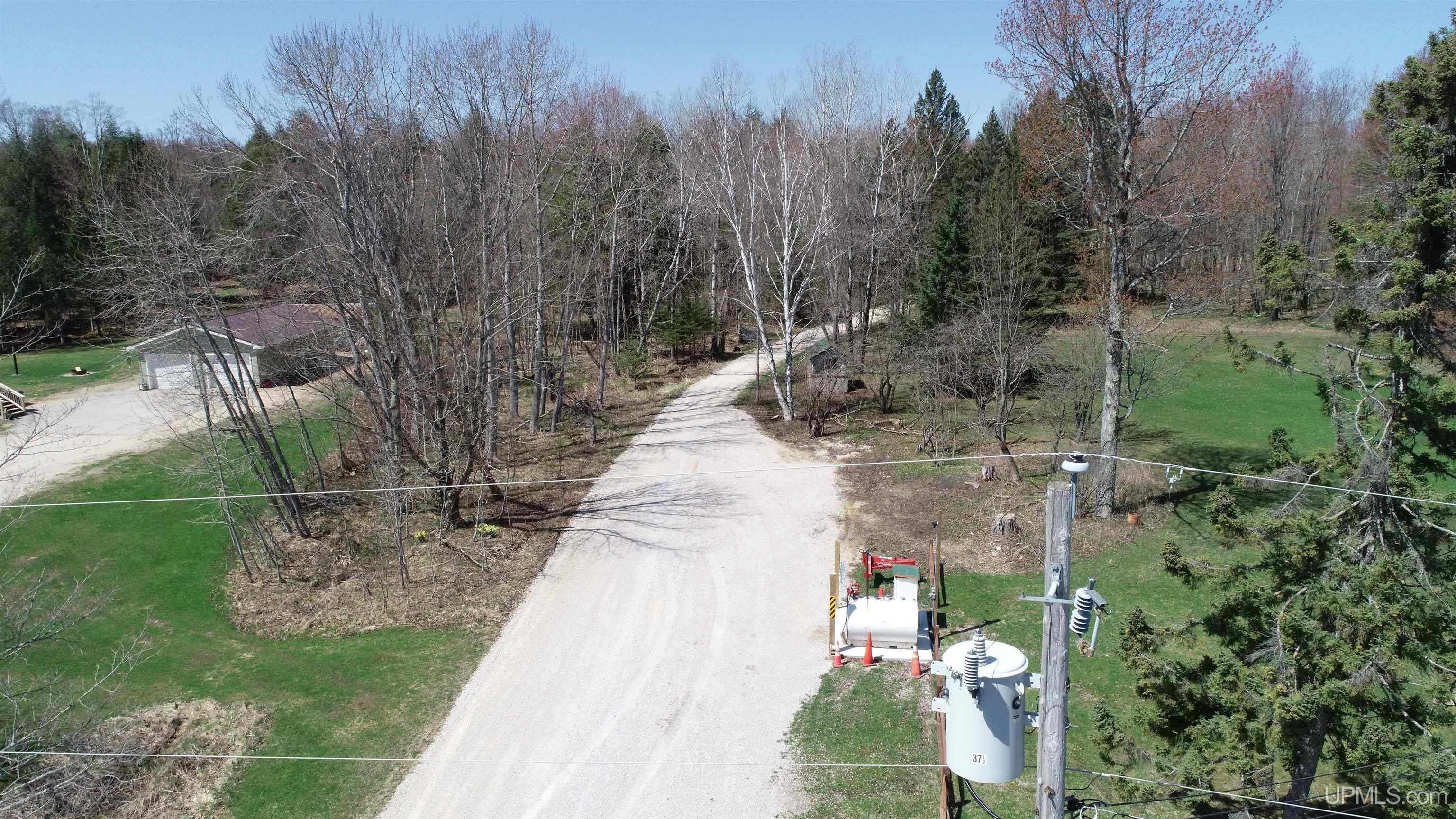 main property photo 45
