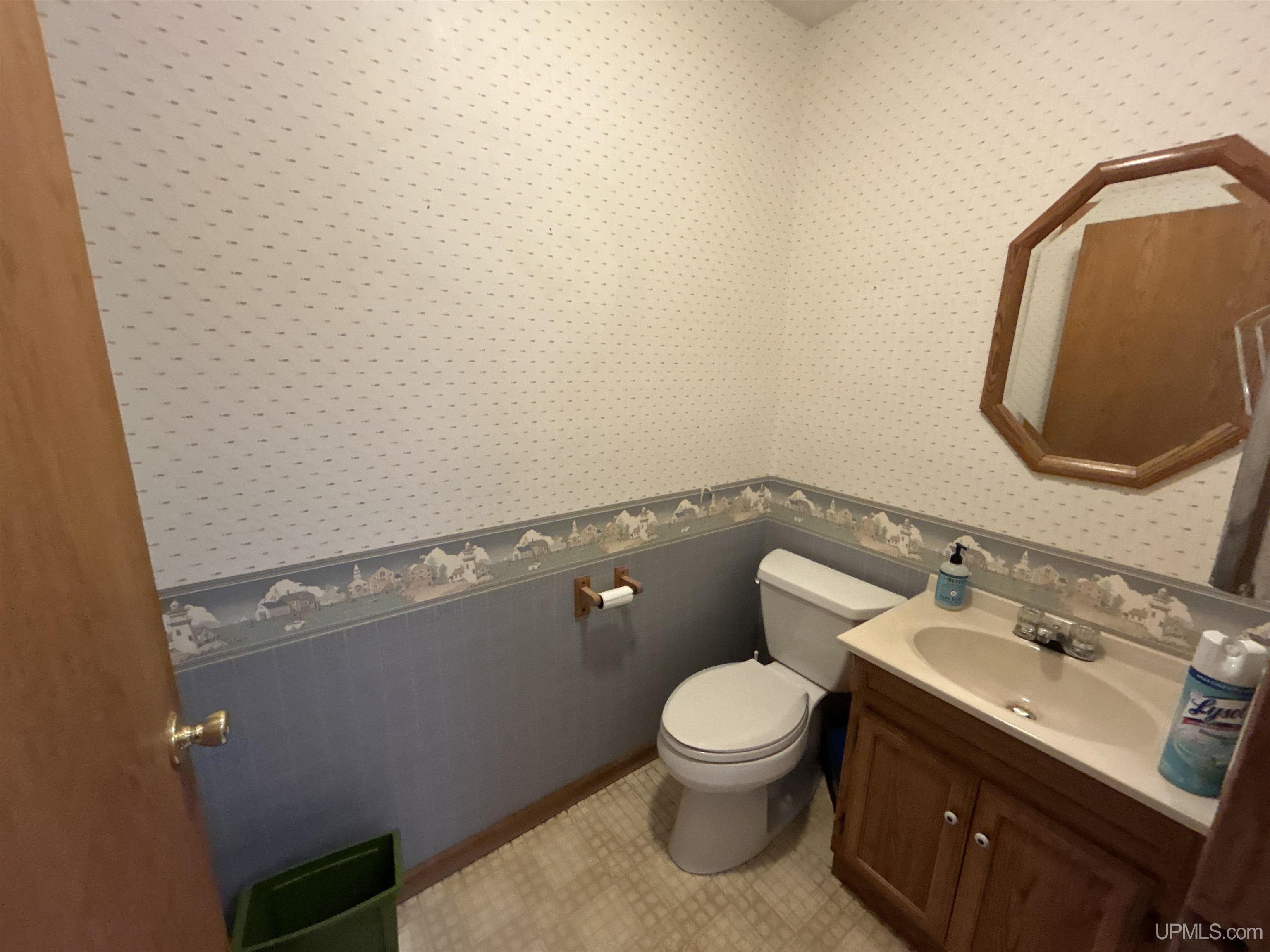 main property photo 75