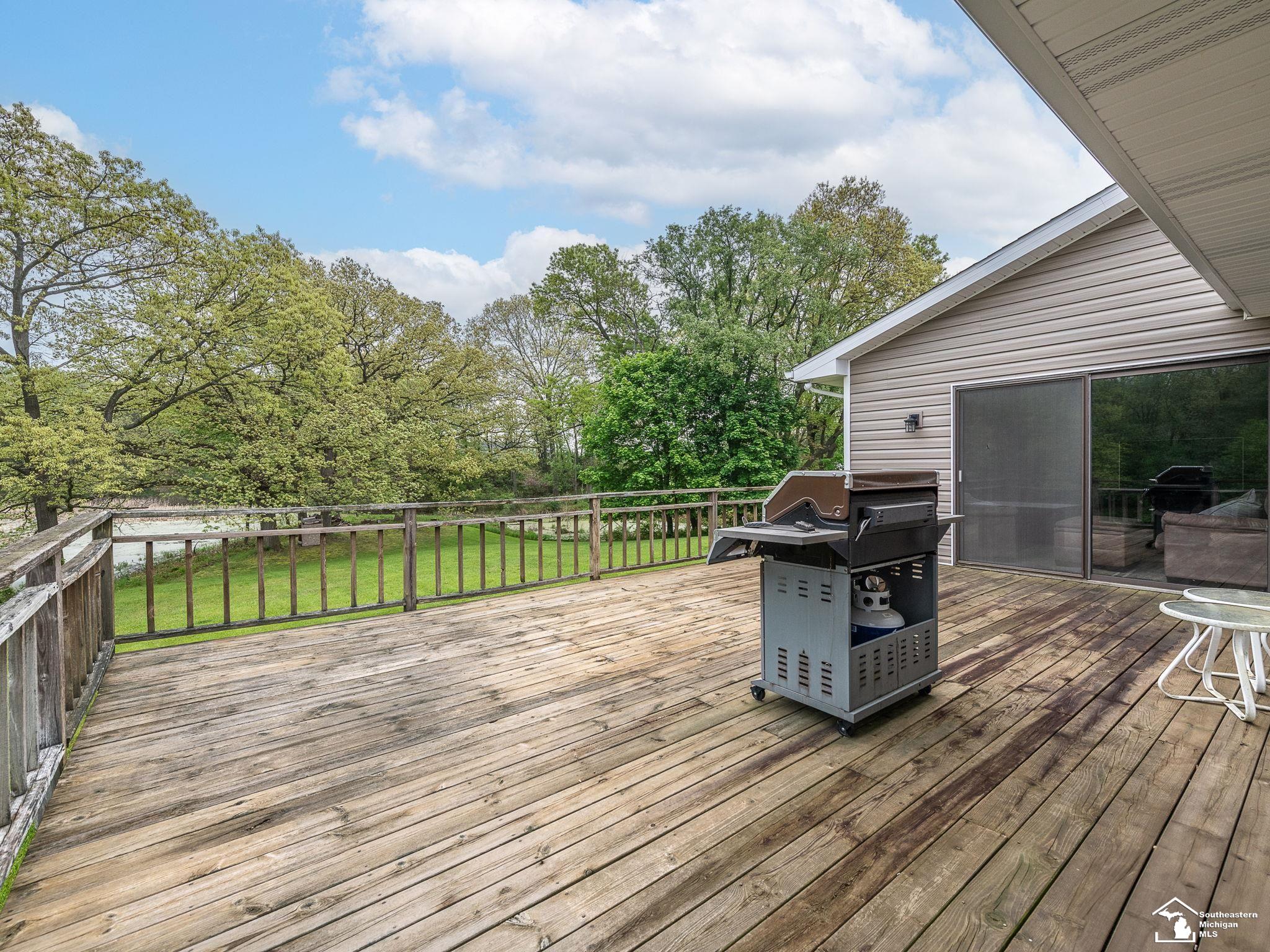 property viewer photo 25