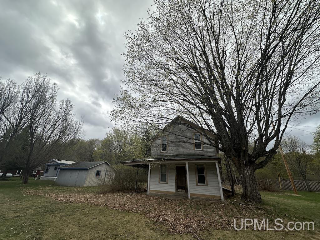 main property photo 6