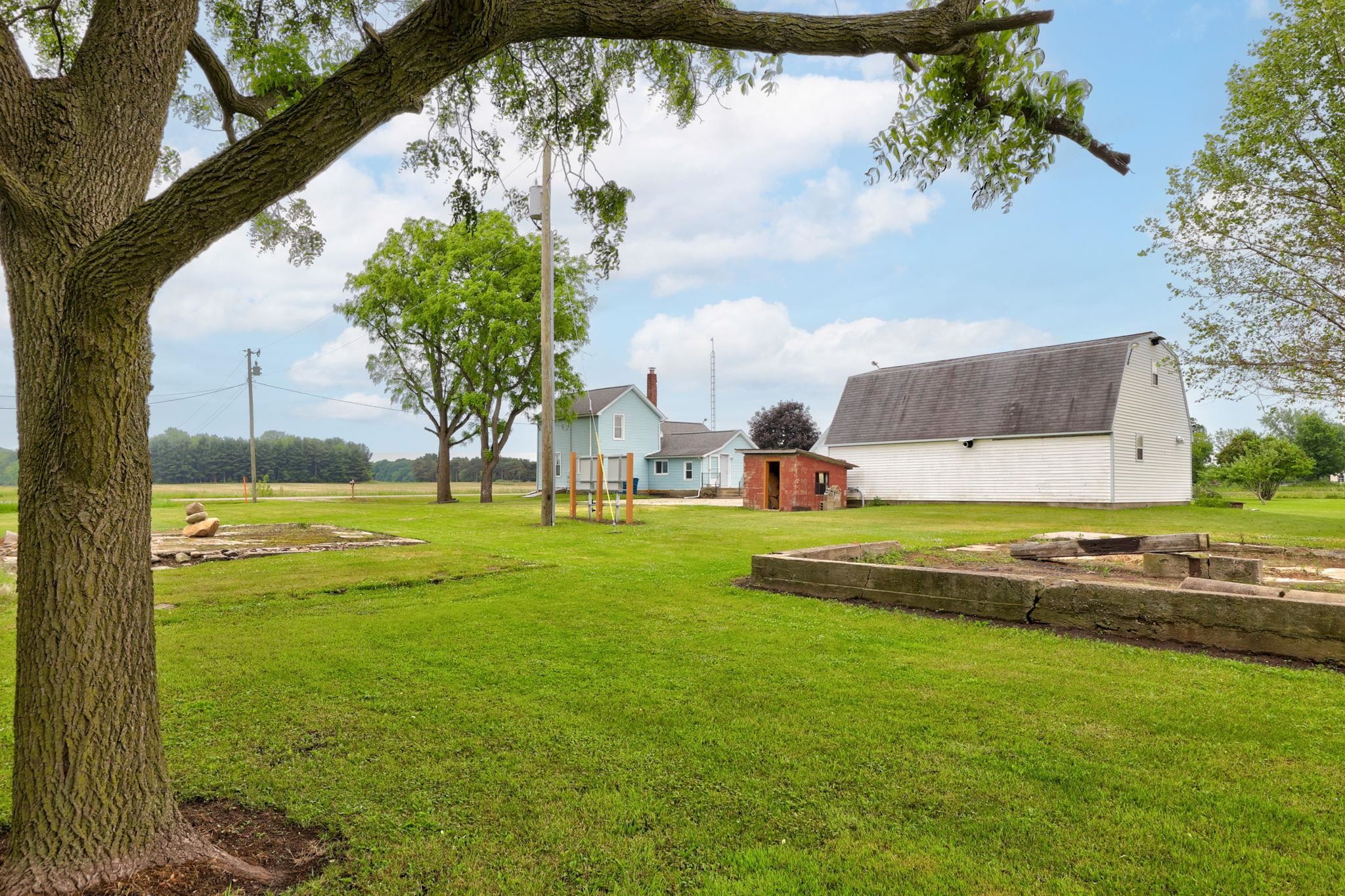 main property photo 43
