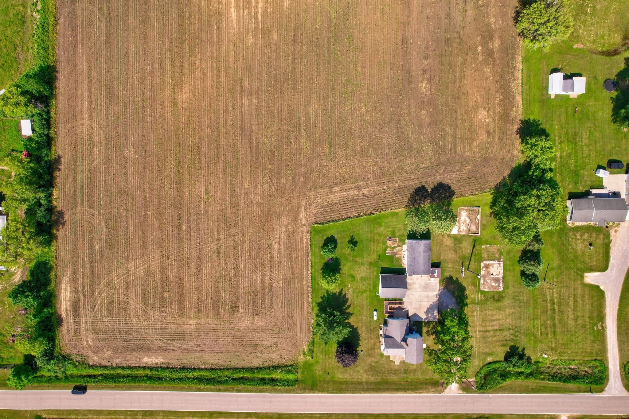 main property photo 48