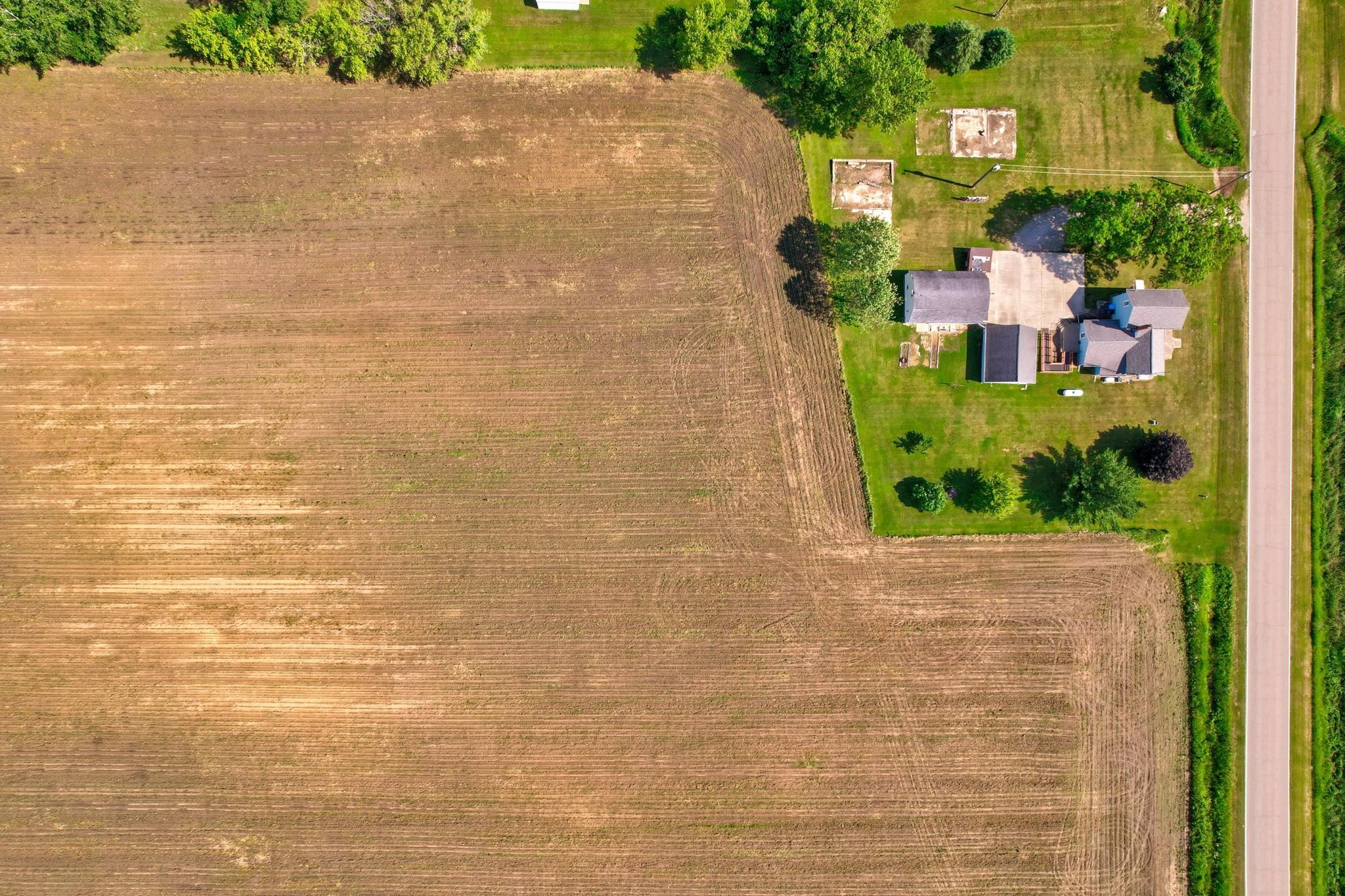 main property photo 49